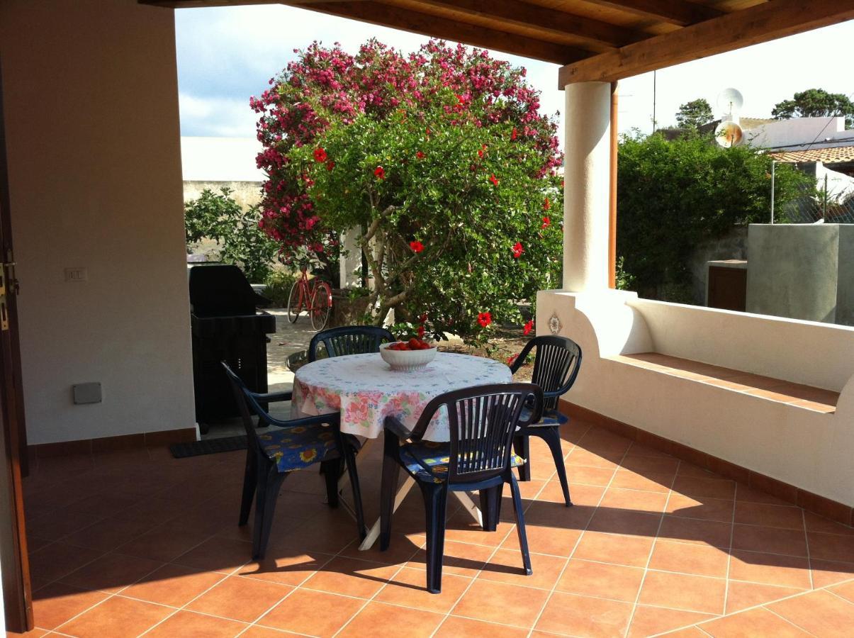 Villa By The Vulcano - 70Mq Plus Large Garden And Patio Extérieur photo